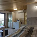 Rega Homestay *
