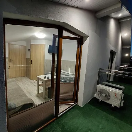 Rega * サルビノボ